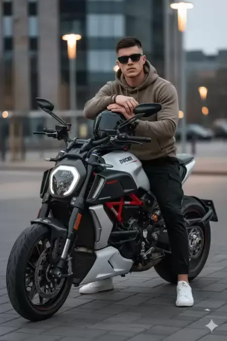 Erkek Sits Motorcycle